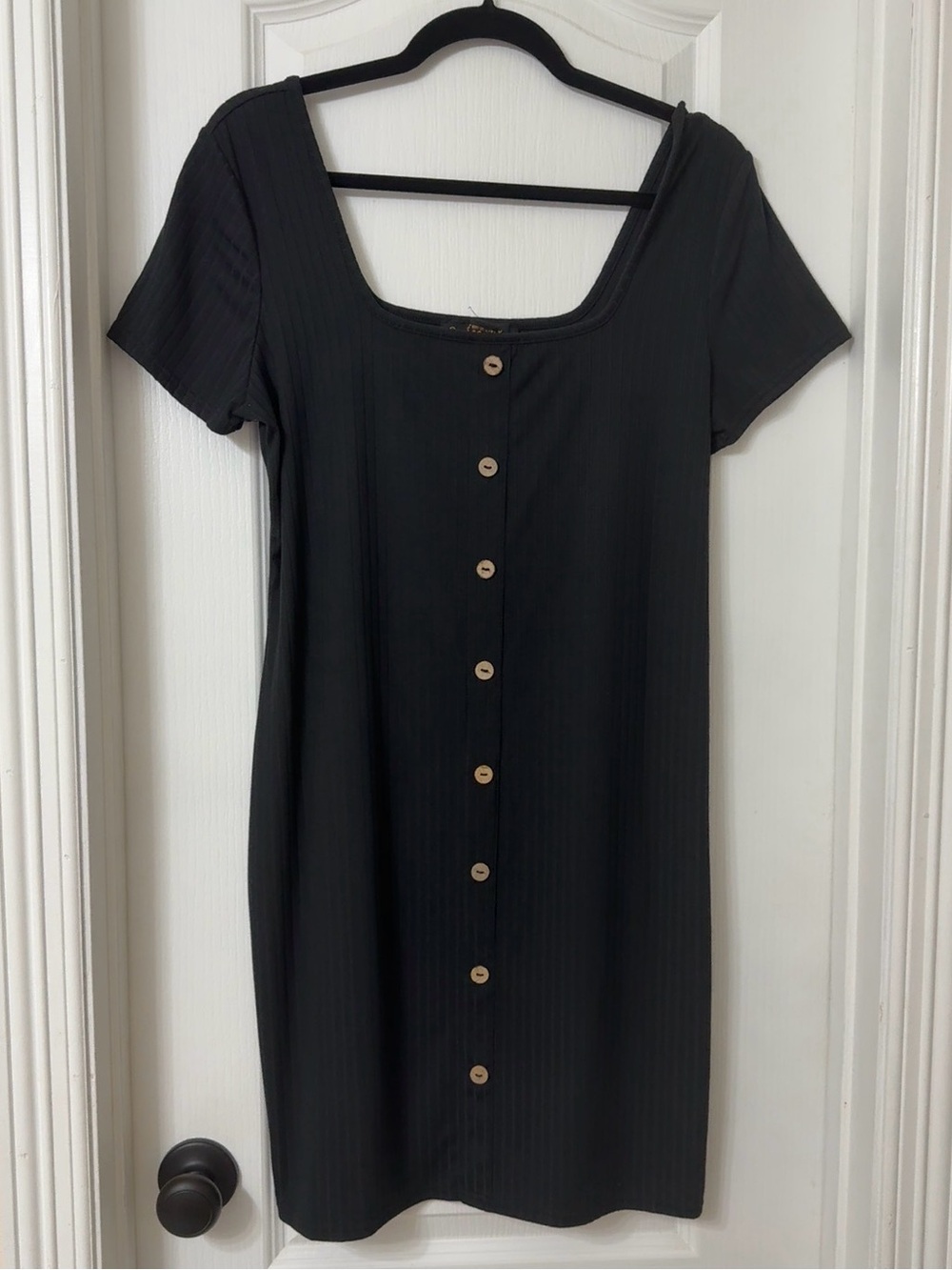 Coco and Shay black short sleeve mini dress square neckline button ribbed XL